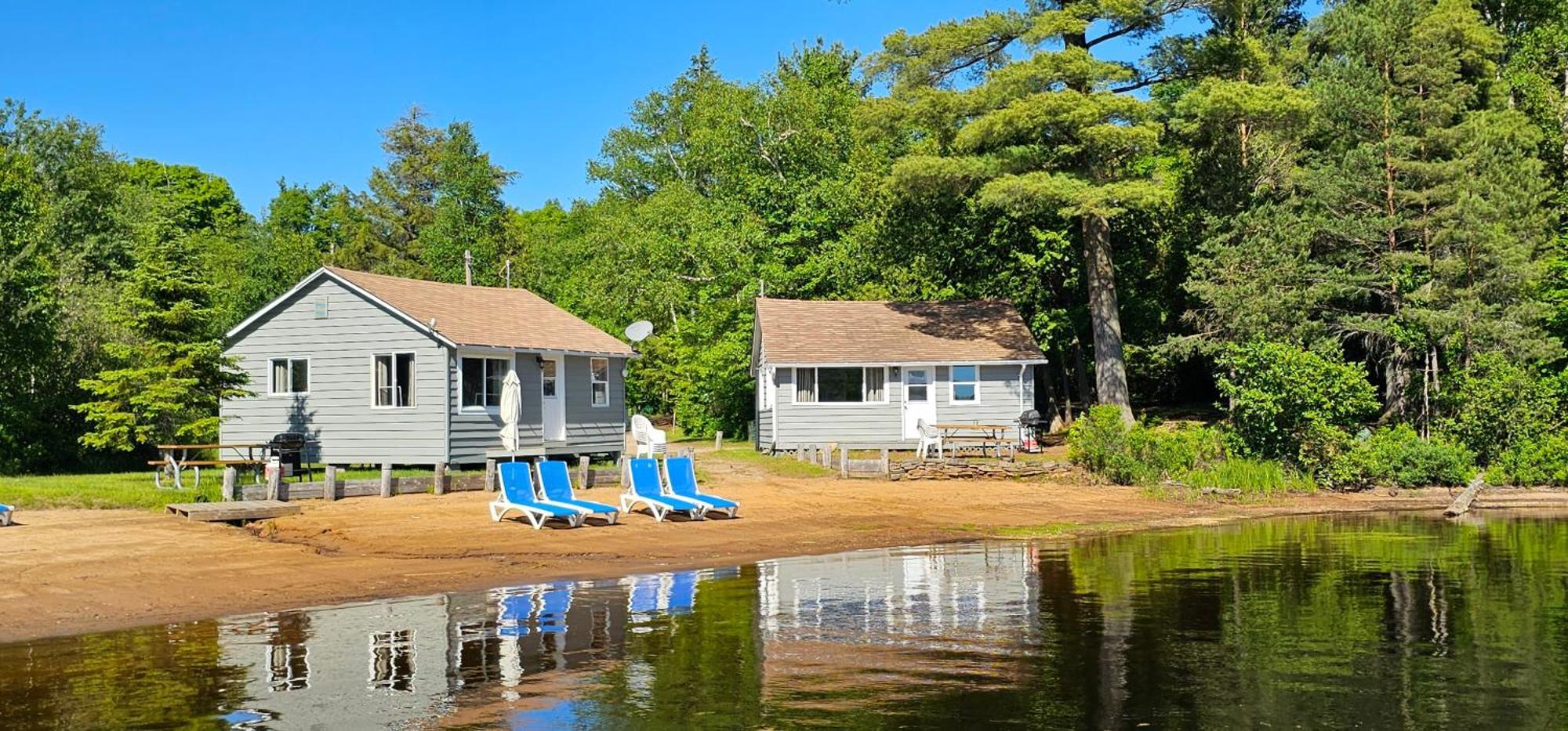 Parkway Cottage Resort And Trading Post Dwight Extérieur photo